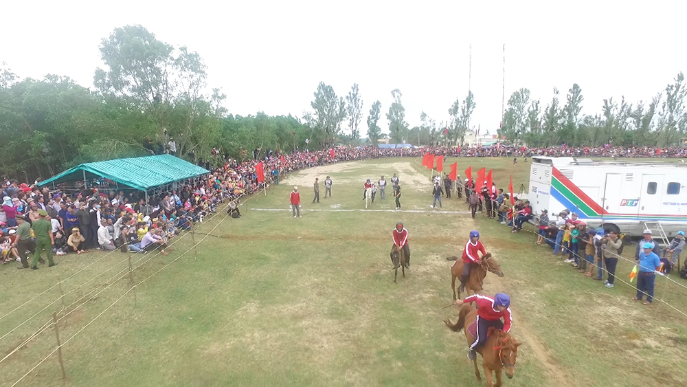Hội đua ngựa truyền thống huyện Tuy An