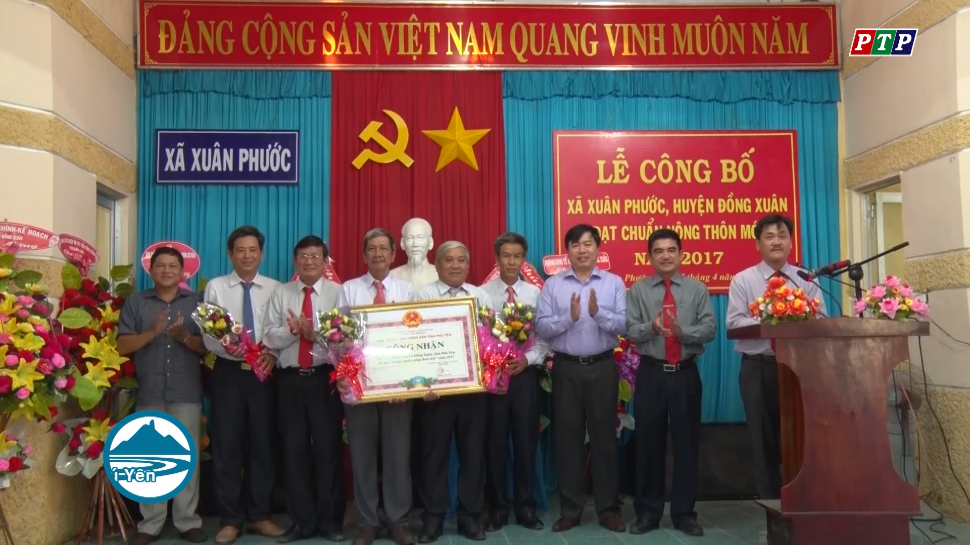 Xã Xuân Phước đón Bằng công nhận xã đạt chuẩn Nông thôn mới