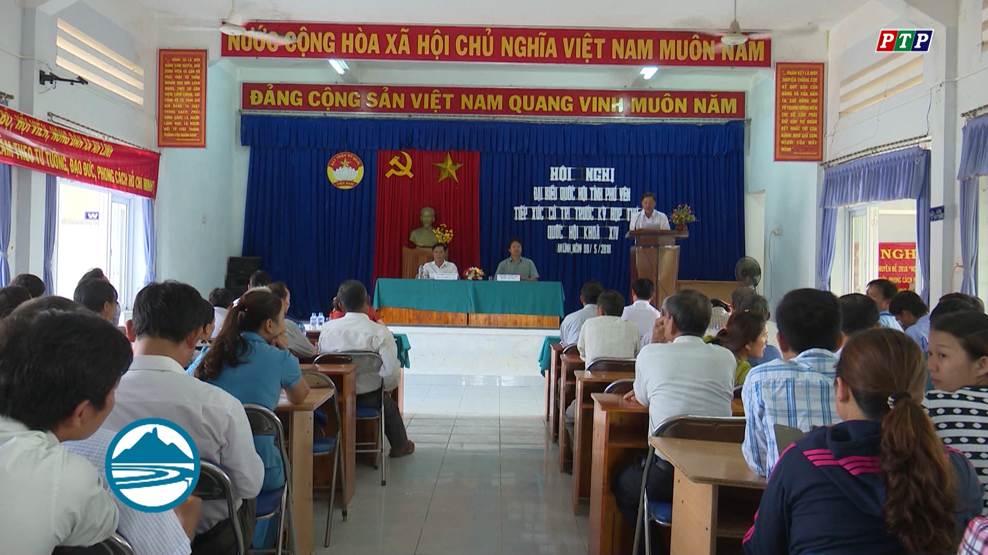 Đại biểu Quốc hội tỉnh Phú Yên tiếp xúc cử tri trước kỳ họp thứ 5, Quốc hội khóa XIV