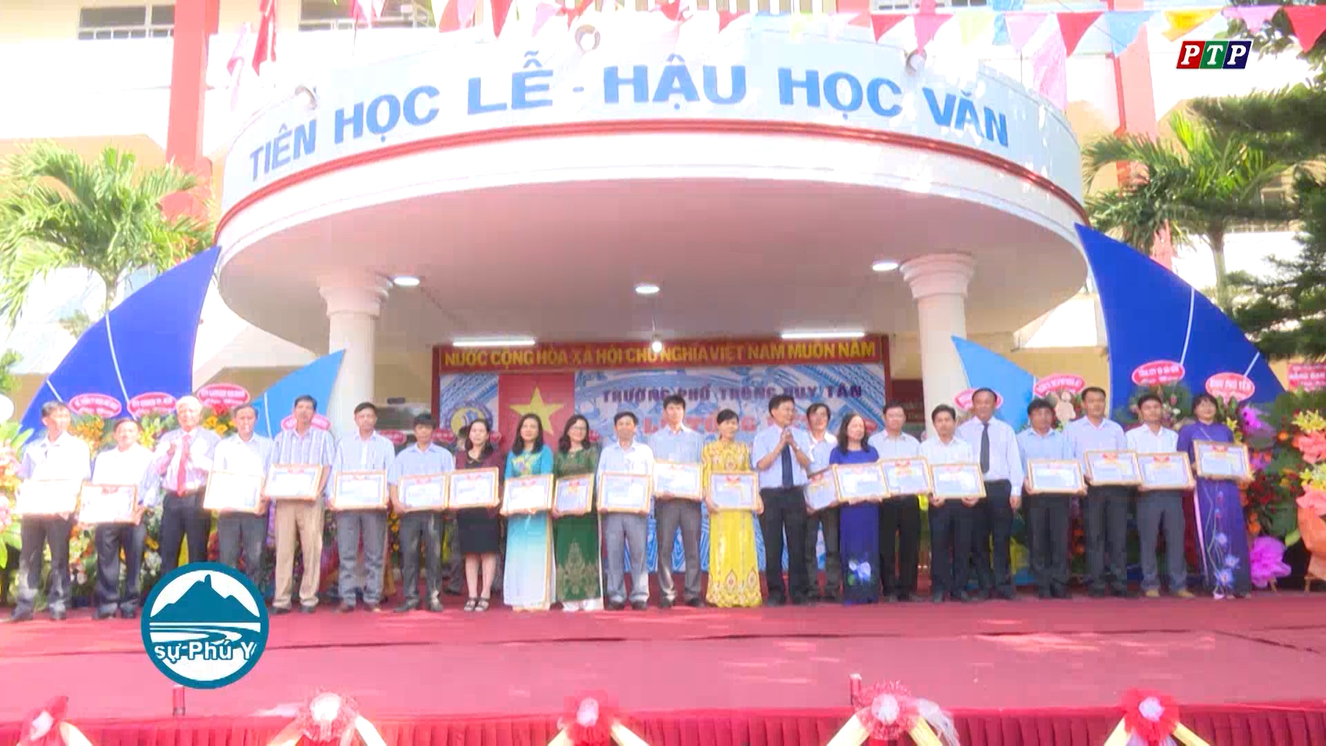 Trường Phổ thông Duy Tân tổng kết năm học 2017 – 2018 và khởi công xây dựng tòa nhà số 6 và 6'
