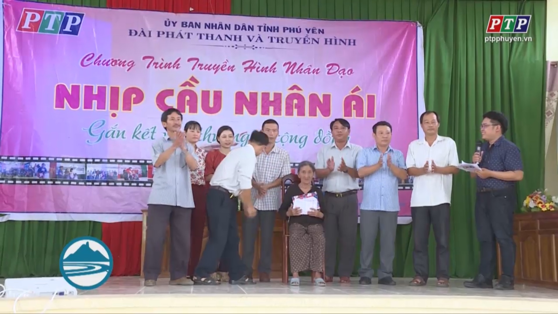 Nhịp cầu Nhân ái kết nối cộng đồng giúp đỡ hoàn cảnh tại xã Xuân Sơn Nam, huyện Đồng Xuân