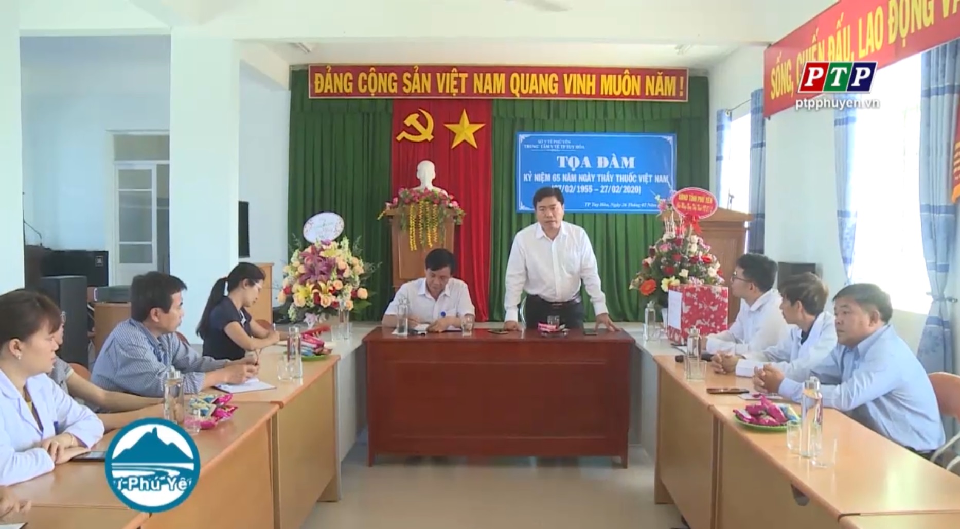 Đồng chí Trần Hữu Thế thăm ngày thầy thuốc Việt Nam 27.2