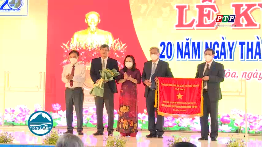 Kỷ niệm 20 năm thành lập huyện Phú Hòa