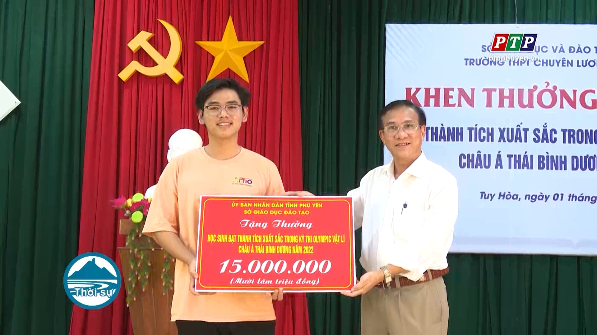 Tuyên dương học sinh đạt thành tích Olympic Vật lí Châu Á Thái Bình Dương năm 2022