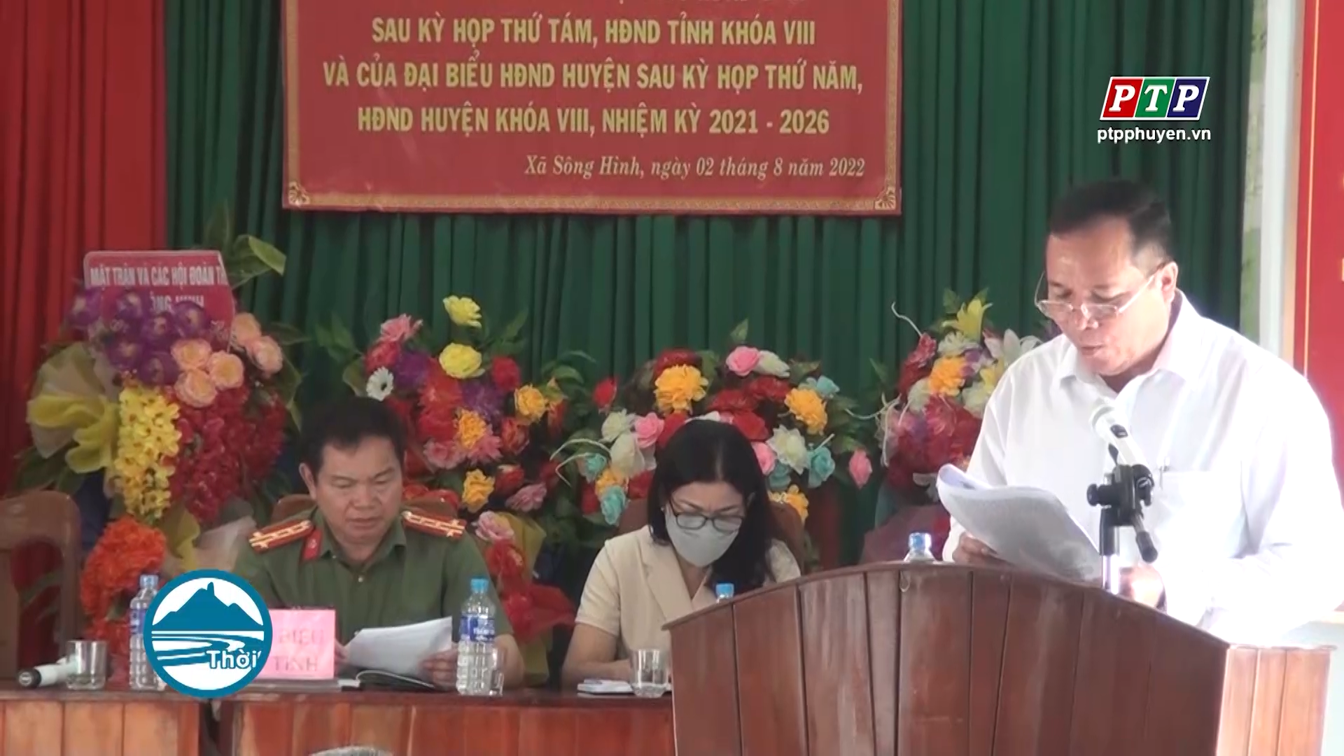 Đại biểu HĐND tỉnh Phú Yên tiếp xúc với cử tri huyện Sông Hinh sau kỳ họp thứ 8