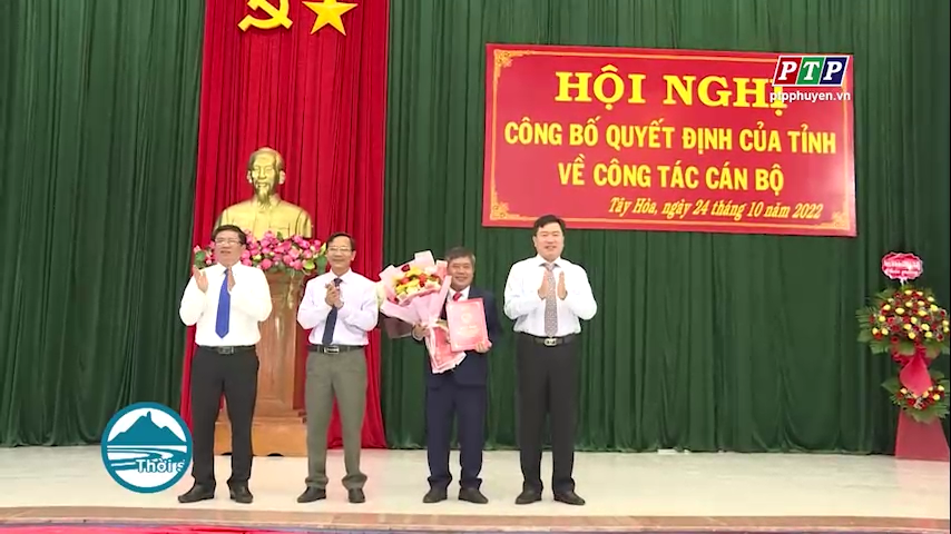 Tây Hòa: Triển khai Quyết định của tỉnh về công tác cán bộ