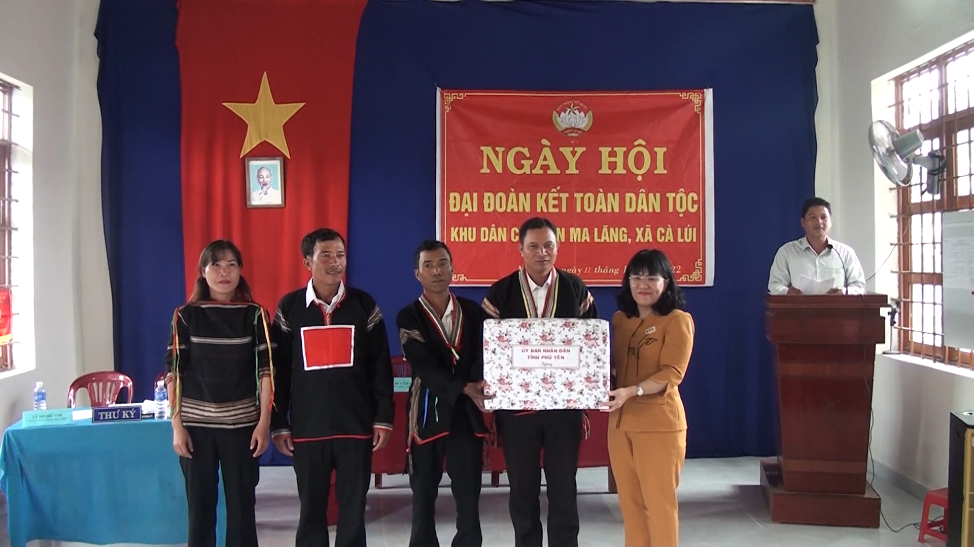 Ngày Hội “Đại  đoàn kết dân tộc” thôn Ma Lăng, xã Cà Lúi, huyện Sơn Hòa