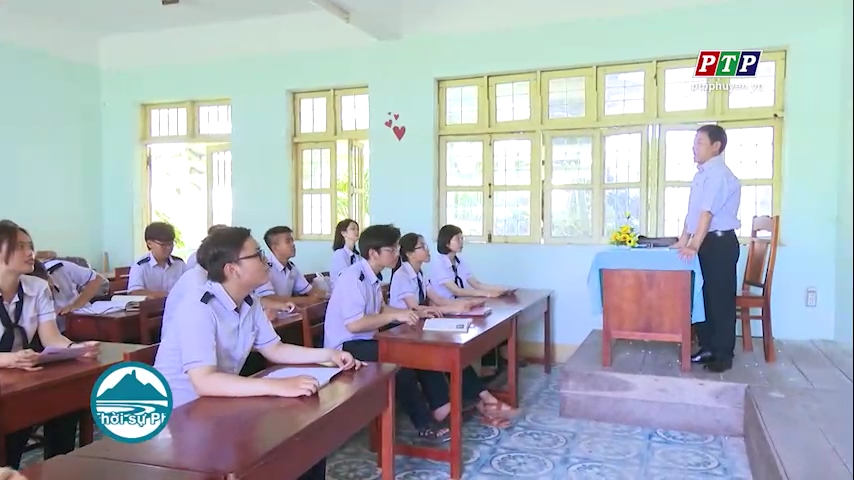 Thầy Trần Văn Thi truyền lửa đam mê cho học sinh