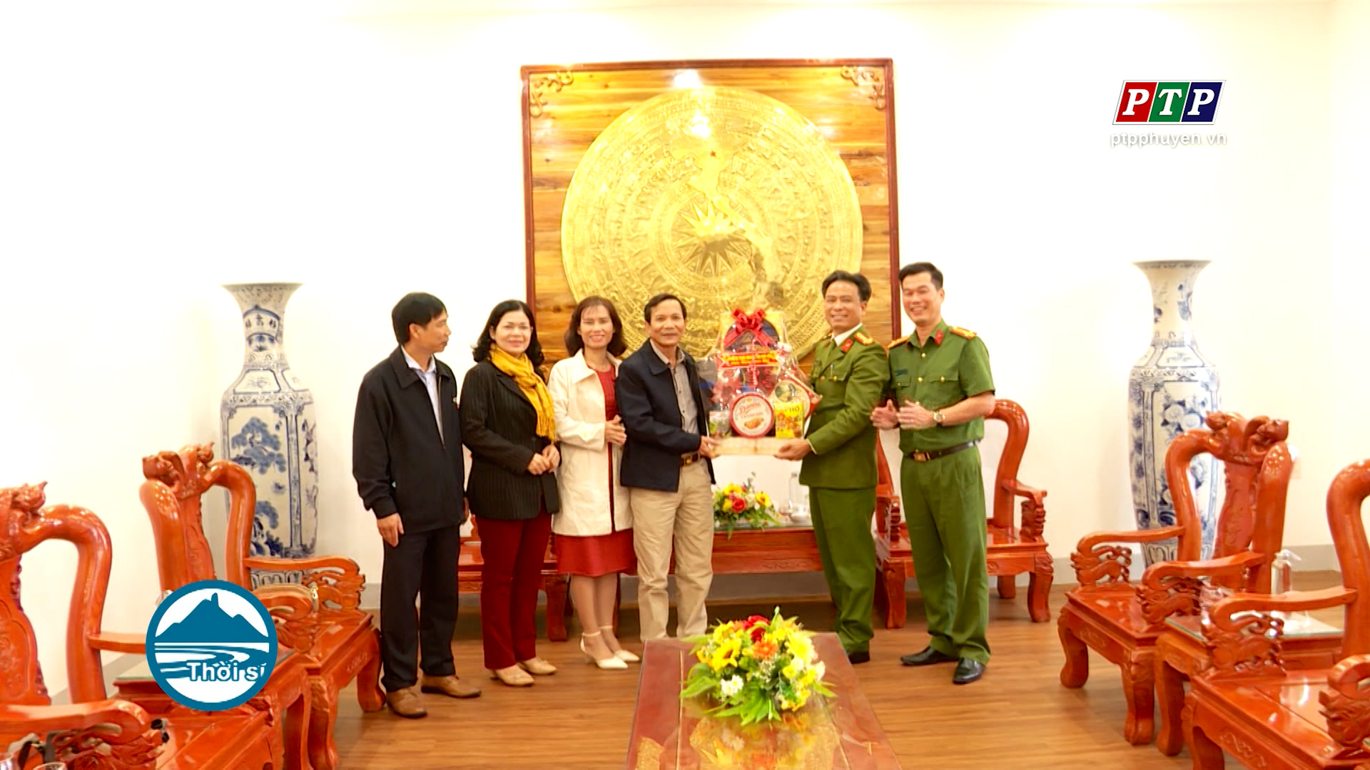 Phó Chủ tịch HĐND tỉnh Lê Thanh Đồng thăm chúc Tết các đơn vị