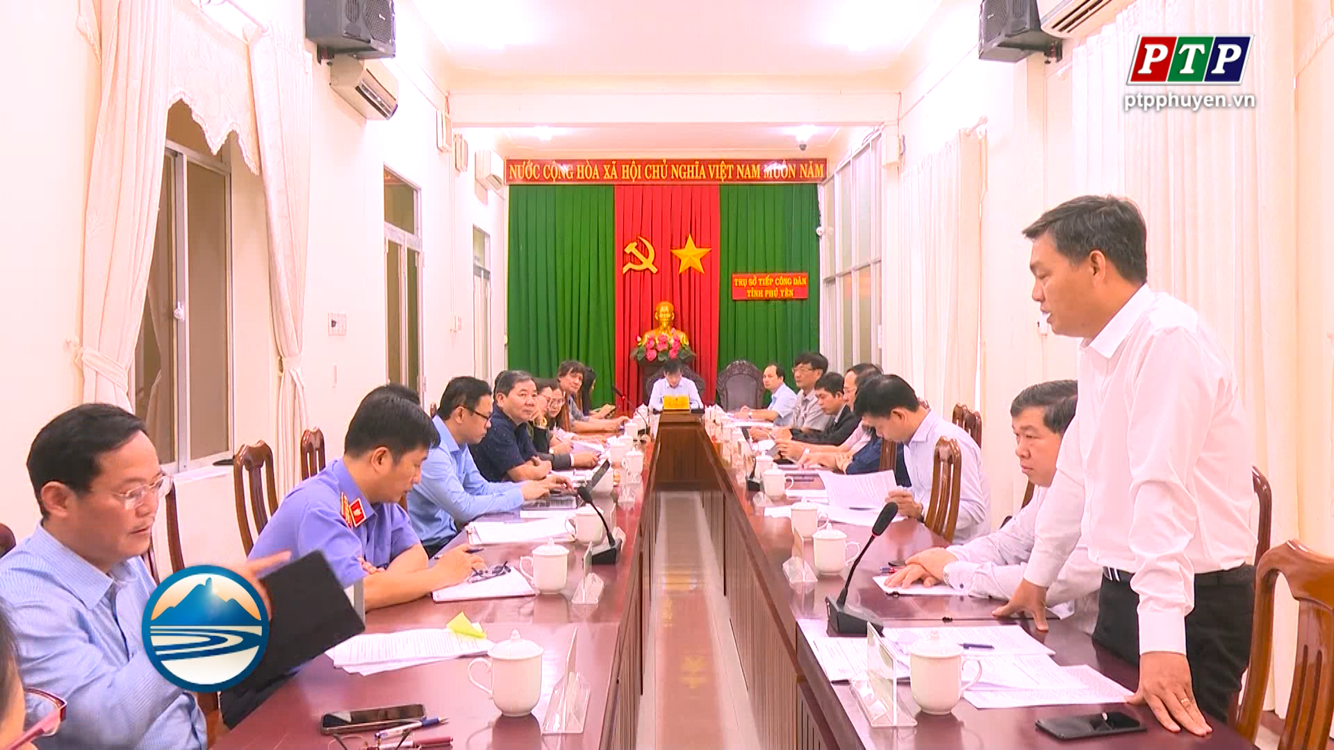 Chủ tịch UBND tỉnh Tạ Anh Tuấn tiếp công dân định kỳ tháng 11/2023