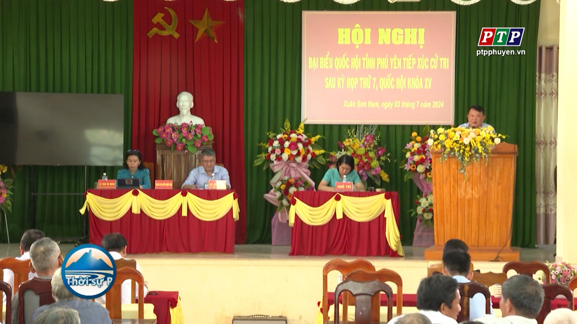 Đại biểu Quốc hội tiếp xúc cử tri huyện Đồng Xuân