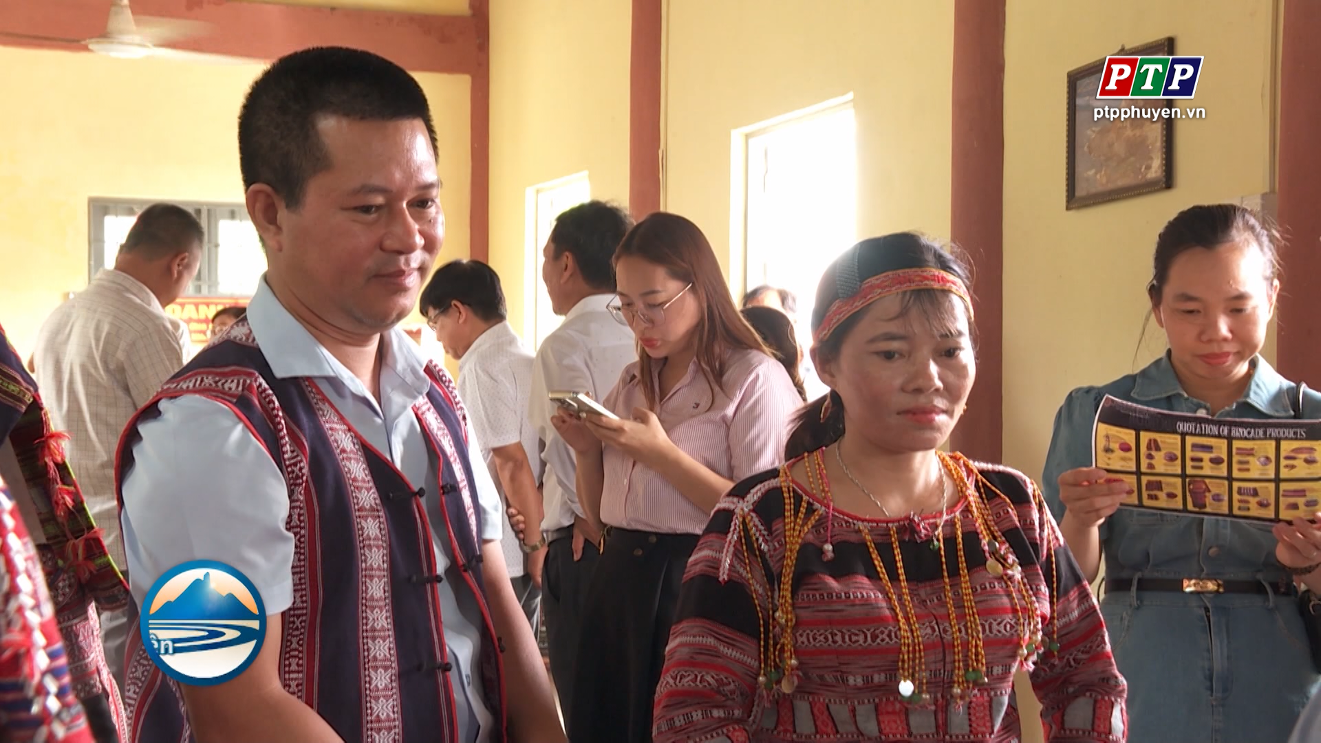 BẢO TỒN VĂN HÓA GẮN VỚI PHÁT TRIỂN DU LỊCH VÙNG DÂN TỘC THIỂU SỐ